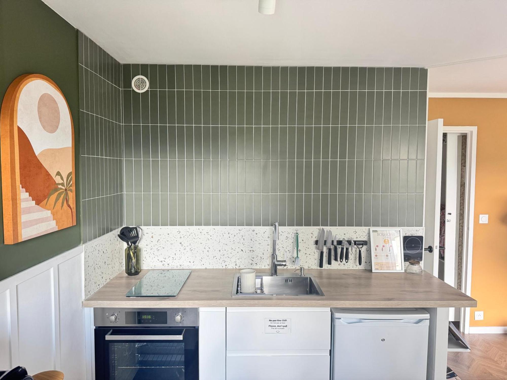 קורסיי-סור-מר Studio La Petite Oasis- Ideal Couple - Calme - Balcon Sud - Lumineux - 10Min Du Centre & Plage - Proche Centre Juno Beach - Wifi מראה חיצוני תמונה